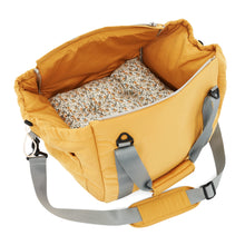 Load image into Gallery viewer, Thaynards - Sunshine Pet Side Carrier Pack